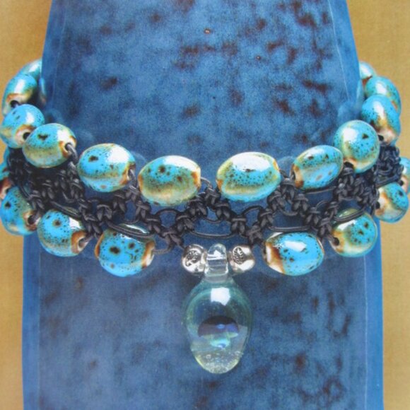 Bead and Button Magazine Creative Ideas For The Art of Beads Jewelry June 2006 - Picture 15 of 16